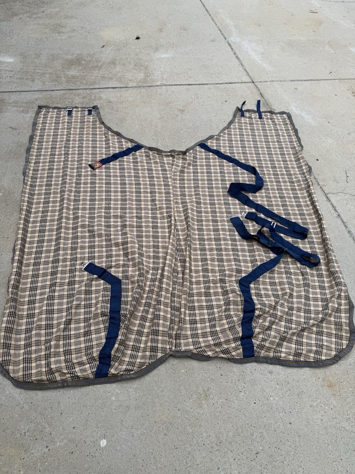 Curvon BAKER’S Horse Stable Lightweight Blanket Size 82 Traditional Plaid