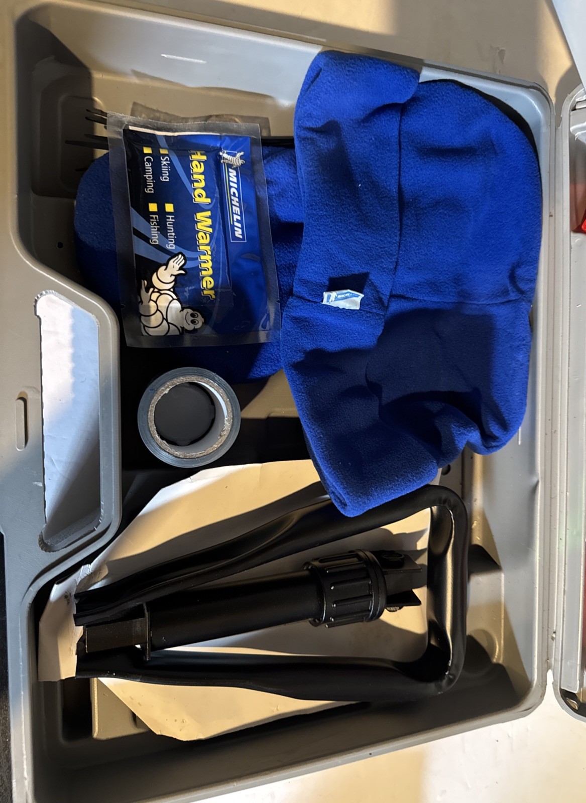 Retro MICHELIN Emergency Roadside 13 Pc Kit - Incomplete
