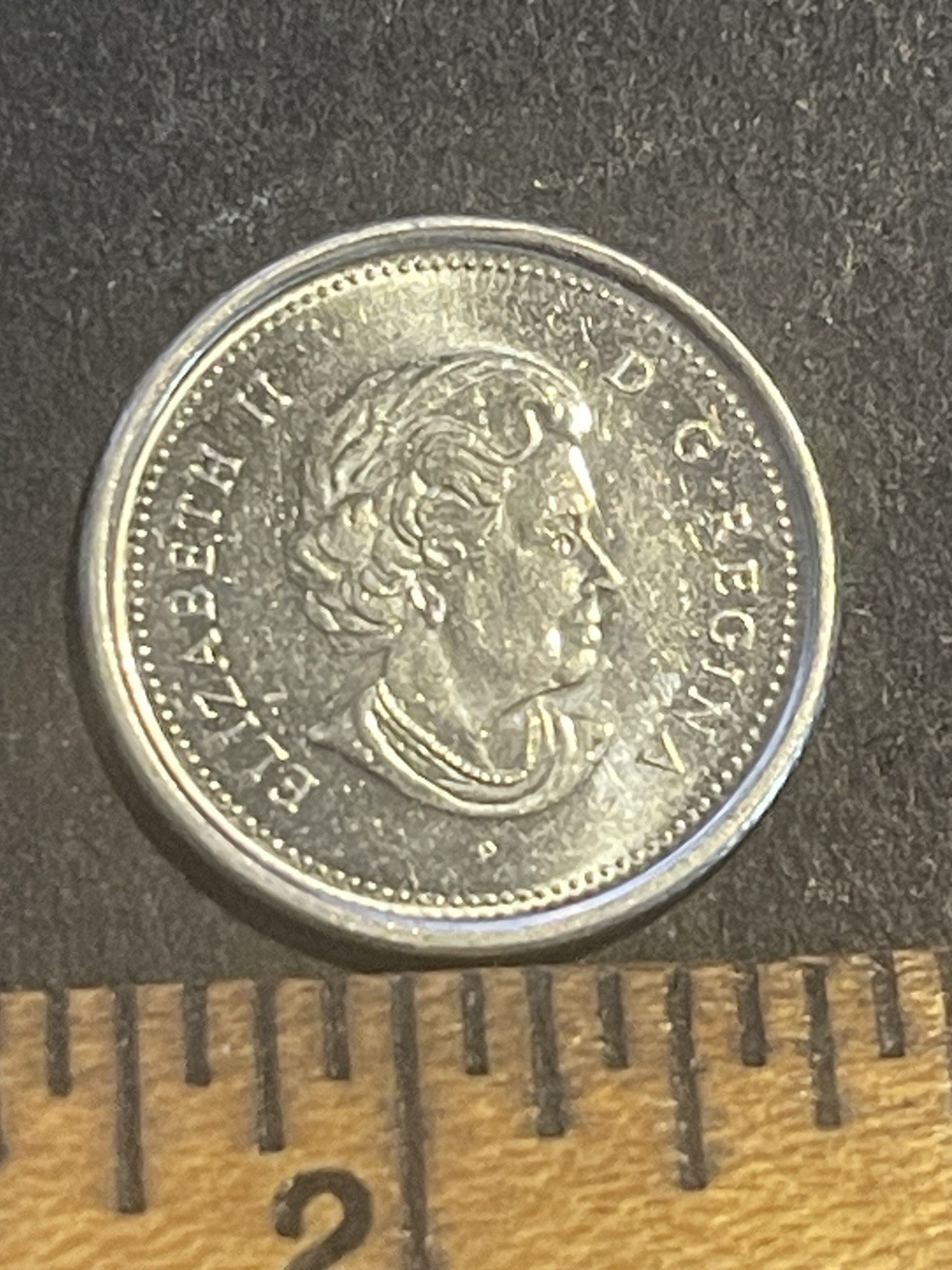 2006 Canada 10 Cents Coin X2943