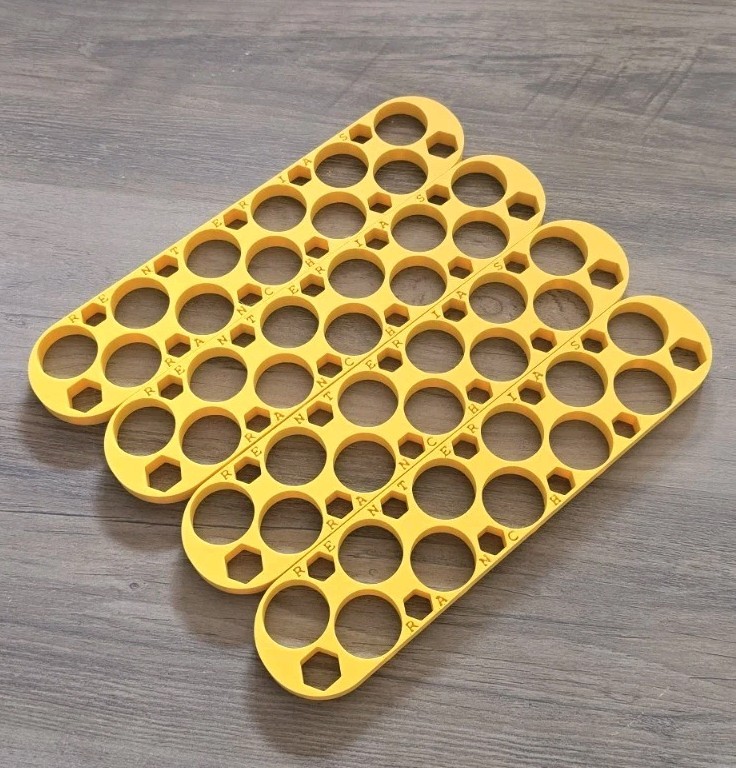 Set Of 4 Egg Inserts tray for Quail eggs for MATICOOPX 20 (Fits 11 Eggs)
