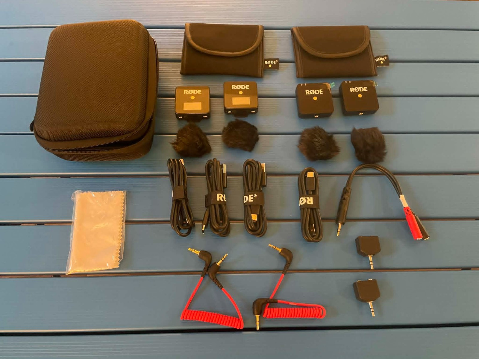Rode clip on camera microphone 2 set kit with wind shields, connectors, pouches