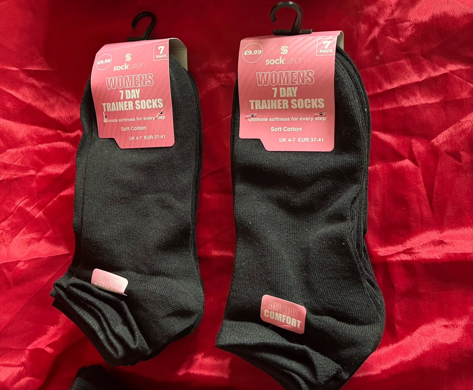 20 pairs of Womens Trainer Socks UK size 4 - 7 NEW FREE POSTAGE ( 20 pairs )