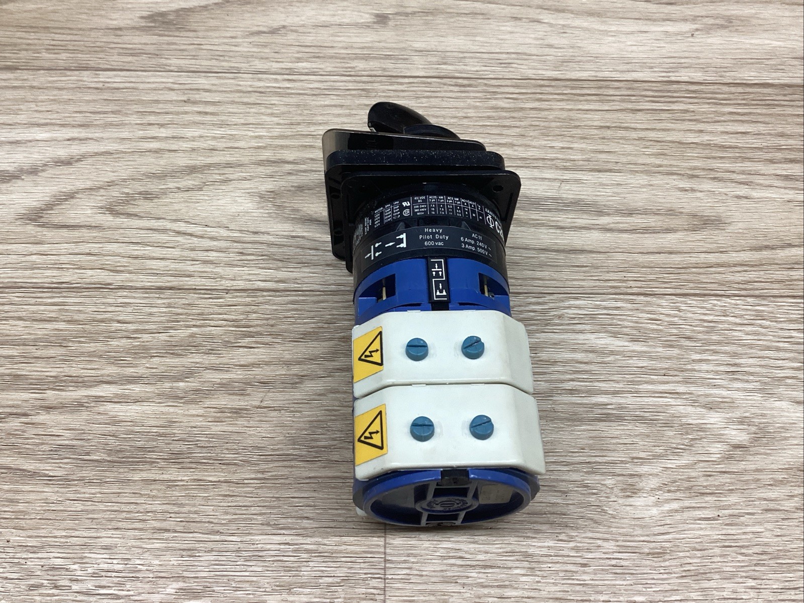 KRAUS & NAIMER C26 Rotary Switch #812F130*CO