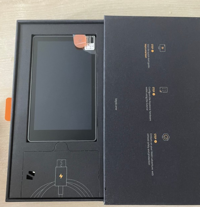(100% Genuine) Keystone 3 Pro Hardware Wallet equipped with Three Security Chips