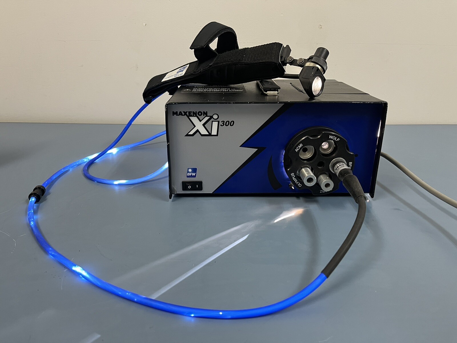 BFW Model 3010 MAXENON XI300 Light Source With BFW Medical Headlight
