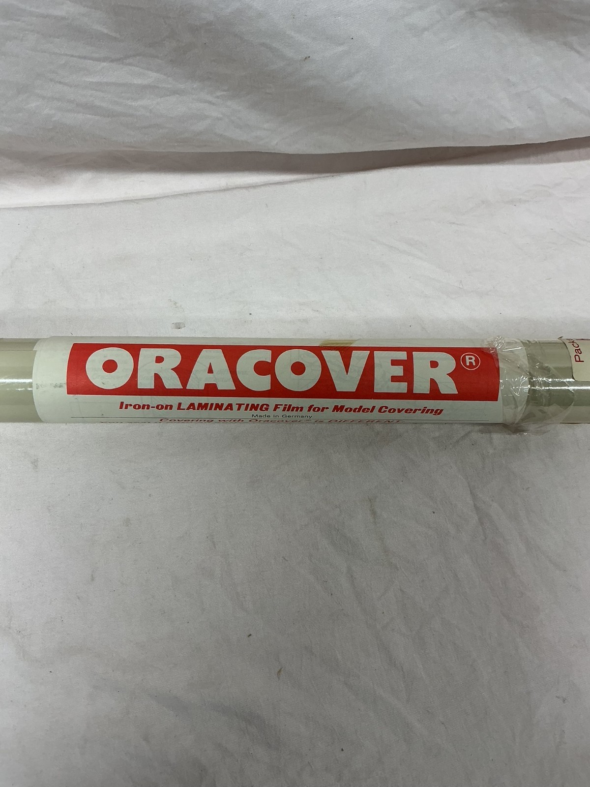 NEW ORACOVER Iron-On Laminating Roll Model Covering