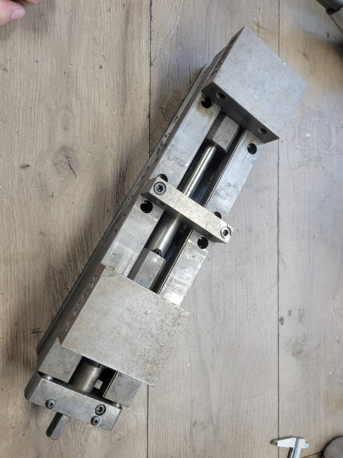 KURT ANGLE LOCK MILLING VISE DOUBLE LOCK DL400C - 4 "