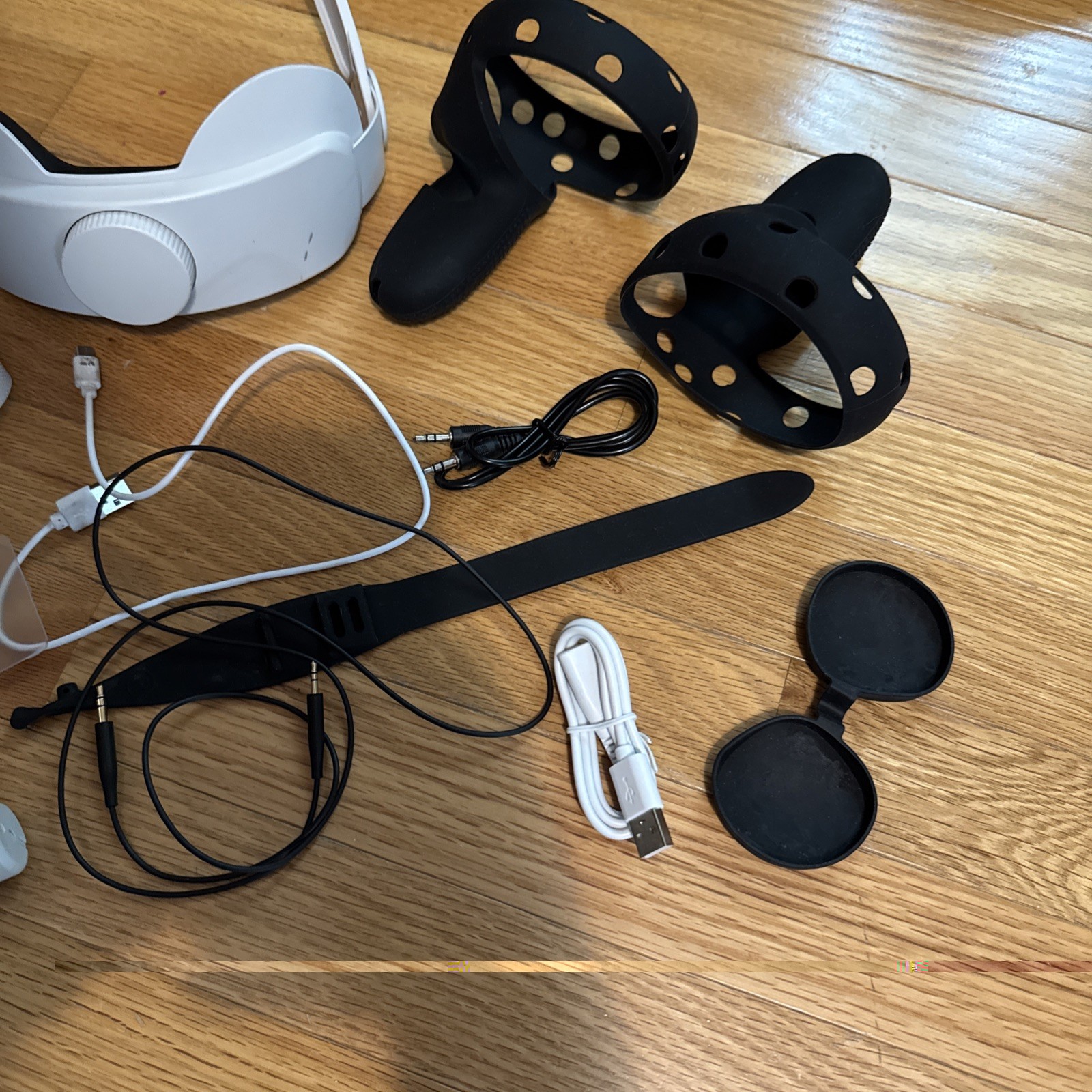 Meta Oculus Quest Accessories bundle
