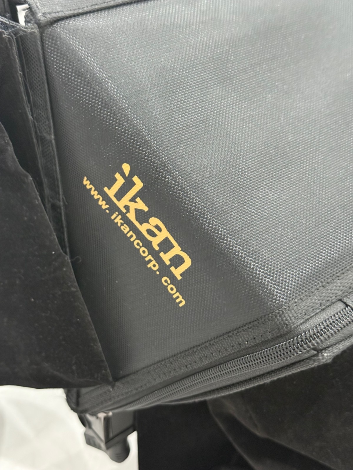 IKAN Elite Tablet Teleprompter, with TABLET INCLUDED