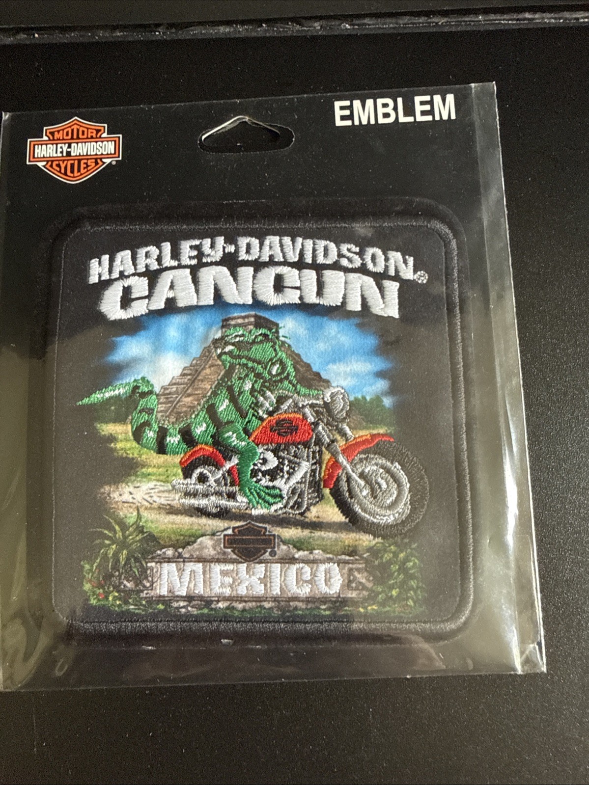 Harley Davidson Willie G Pin And Patch Cancun Mexico