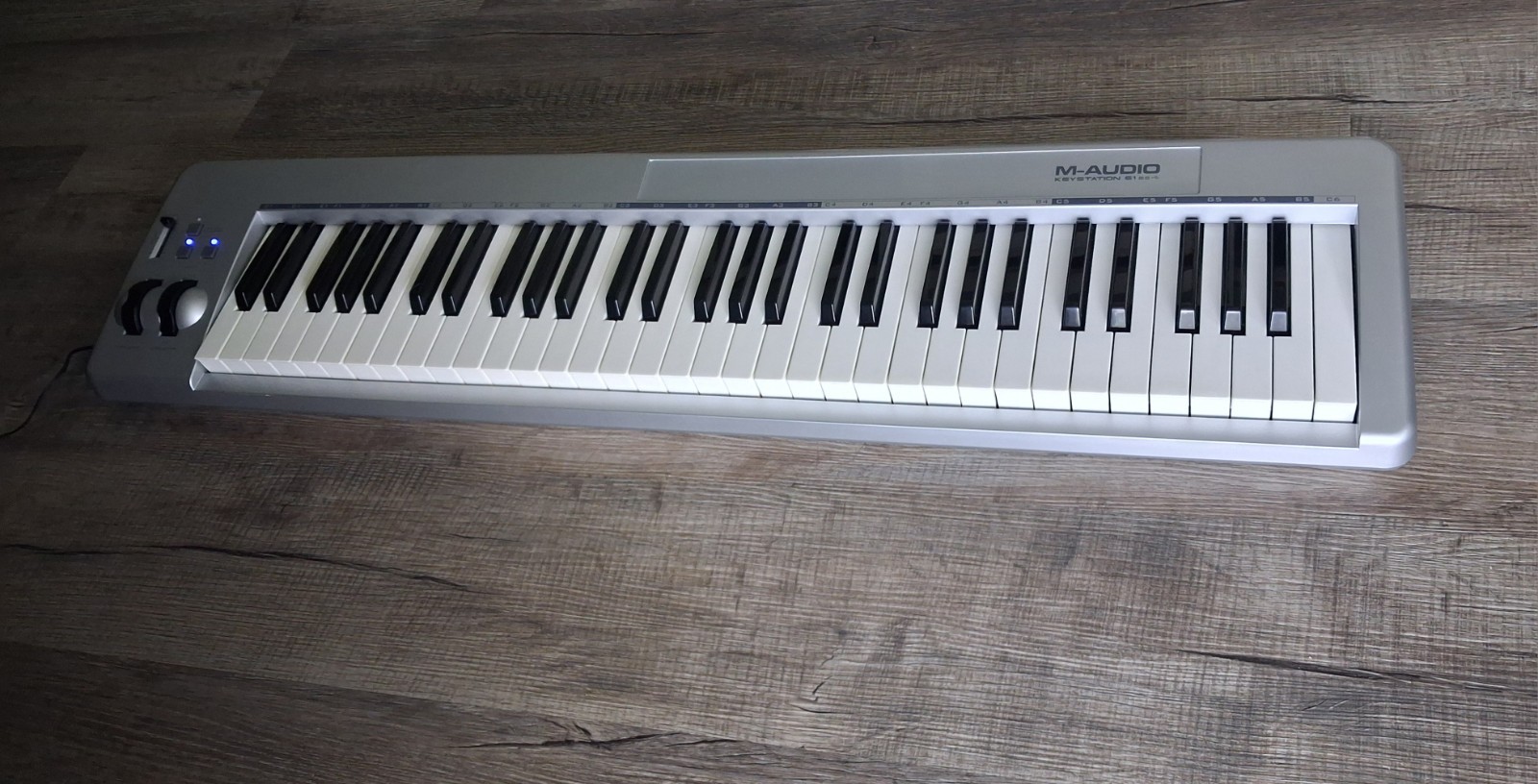 M-AUDIO Keystation 61ES MIDI Controller Keyboard