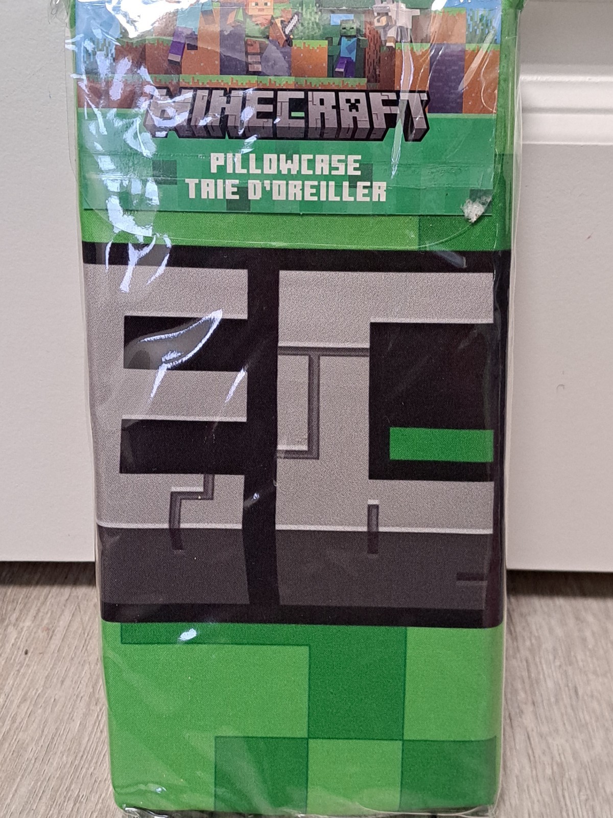 NEW Minecraft Standard Size Pillowcase. Microfiber.  100% Polyester