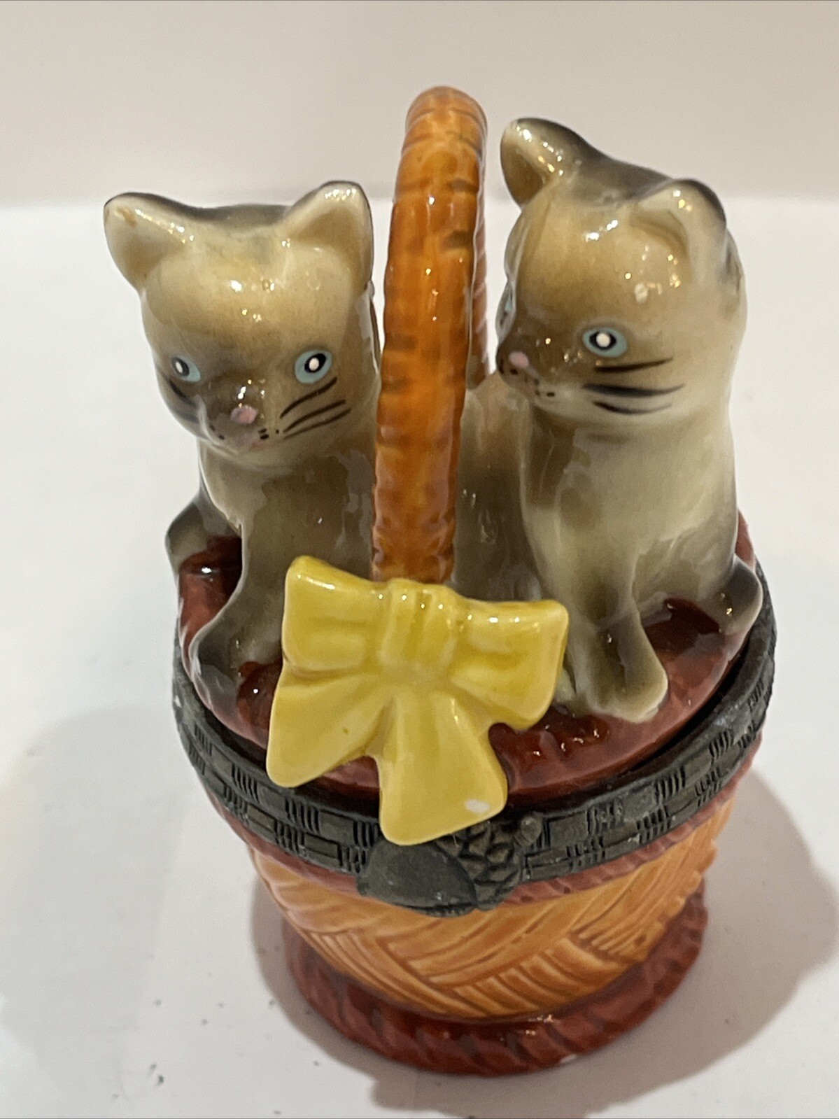 NEW PORCELAIN DIRECT CONNECTIONS "PLAYFUL KITTENS" HINGED TRINKET BOXES