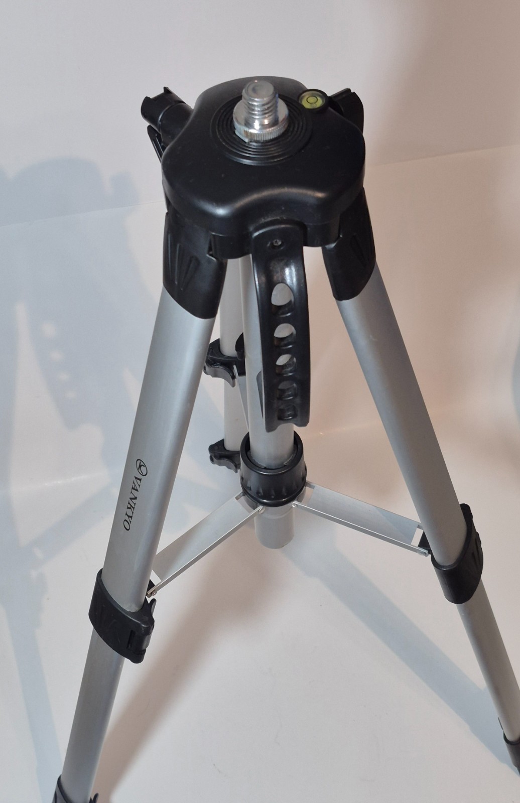 VANKYO Aluminum Tripod Projector Stand - Adjustable Height & Angle