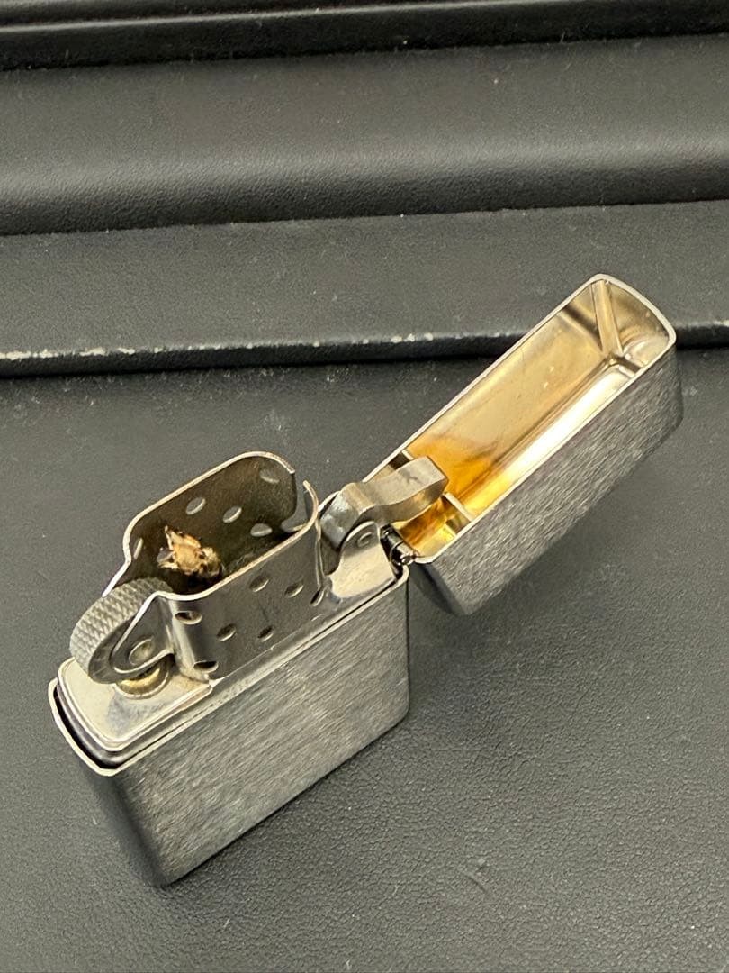 Zippo Lighter - Silver Hairline Finish