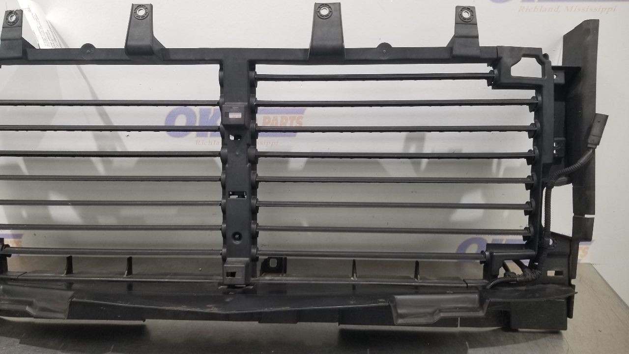 22 CHEVY SILVERADO 1500 CLASSIC UPPER AIR SHUTTER 2.7L
