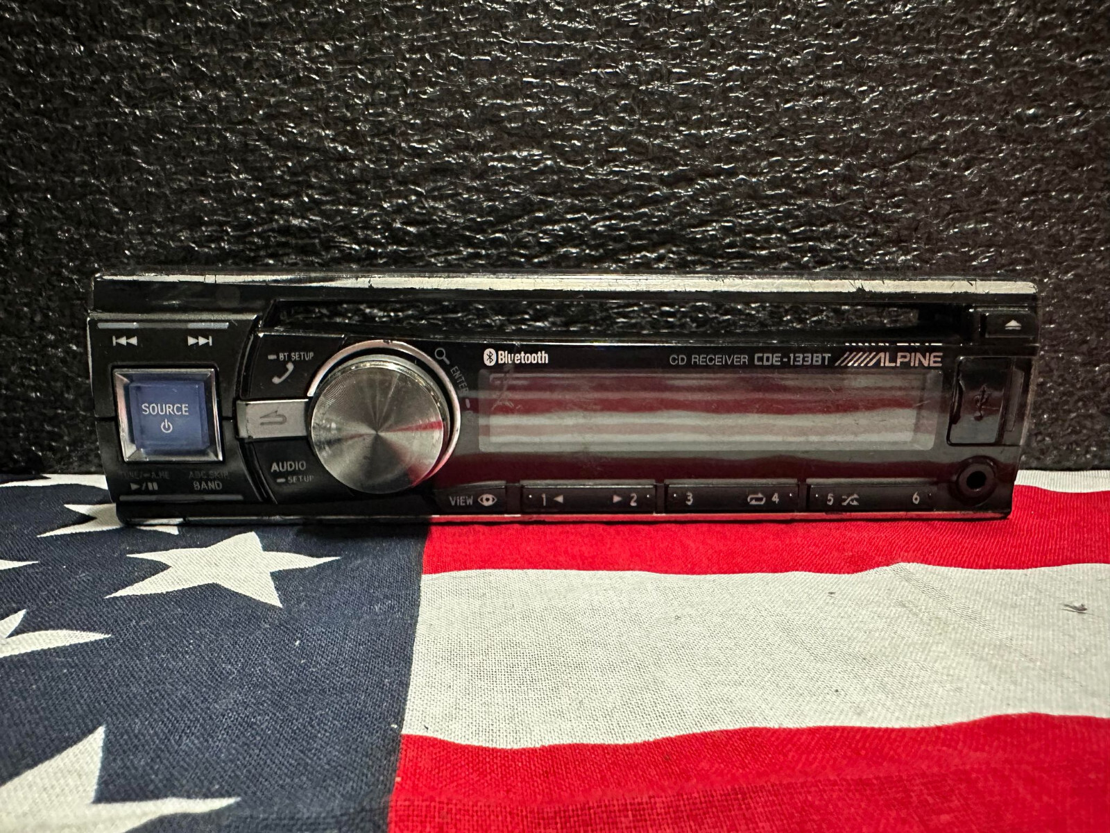 alpine  cde-133bt faceplate