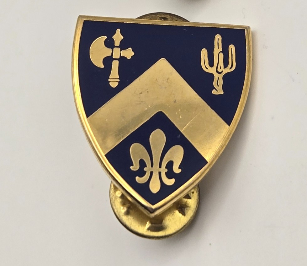Vintage Army DUI Pin - 184th Infantry Regiment  I 21  USA
