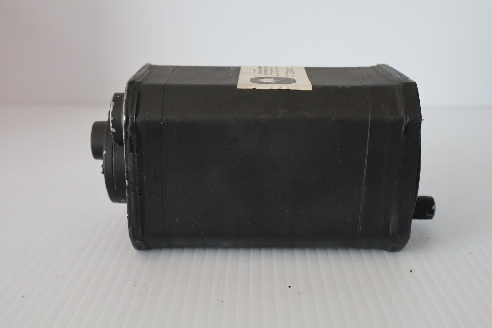 Cessna C661076-0103 Vertical Gyro 300-3CFC