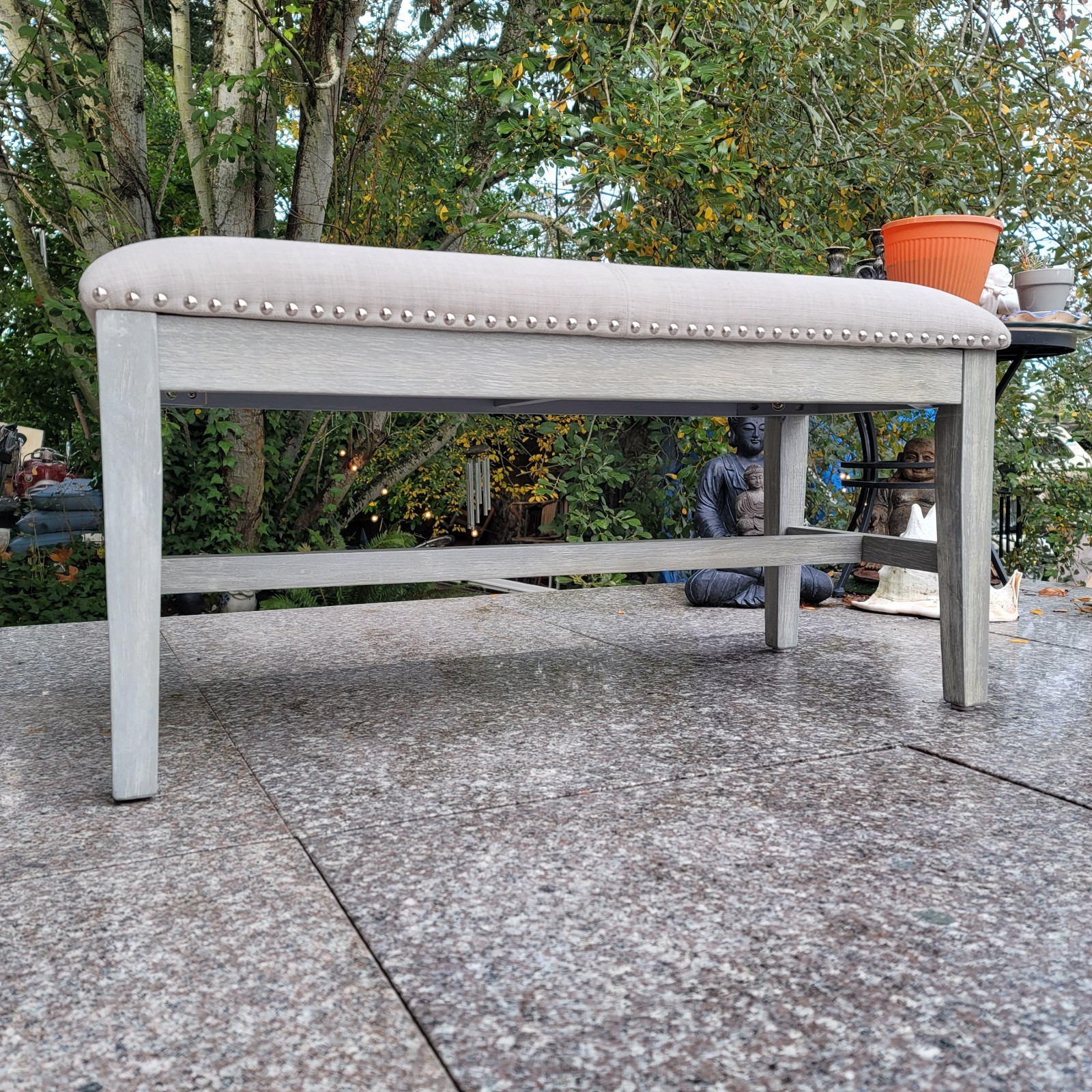 Modern upholstered bench