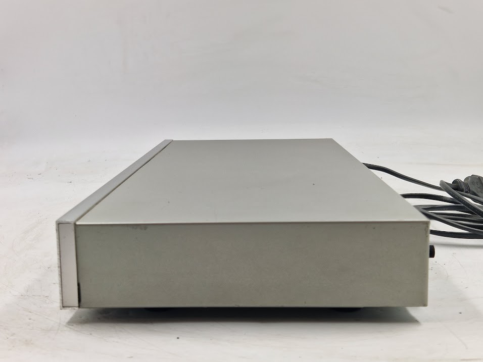 Pioneer TX-301 FM/AM Tuner - Not Working, Signs of Use