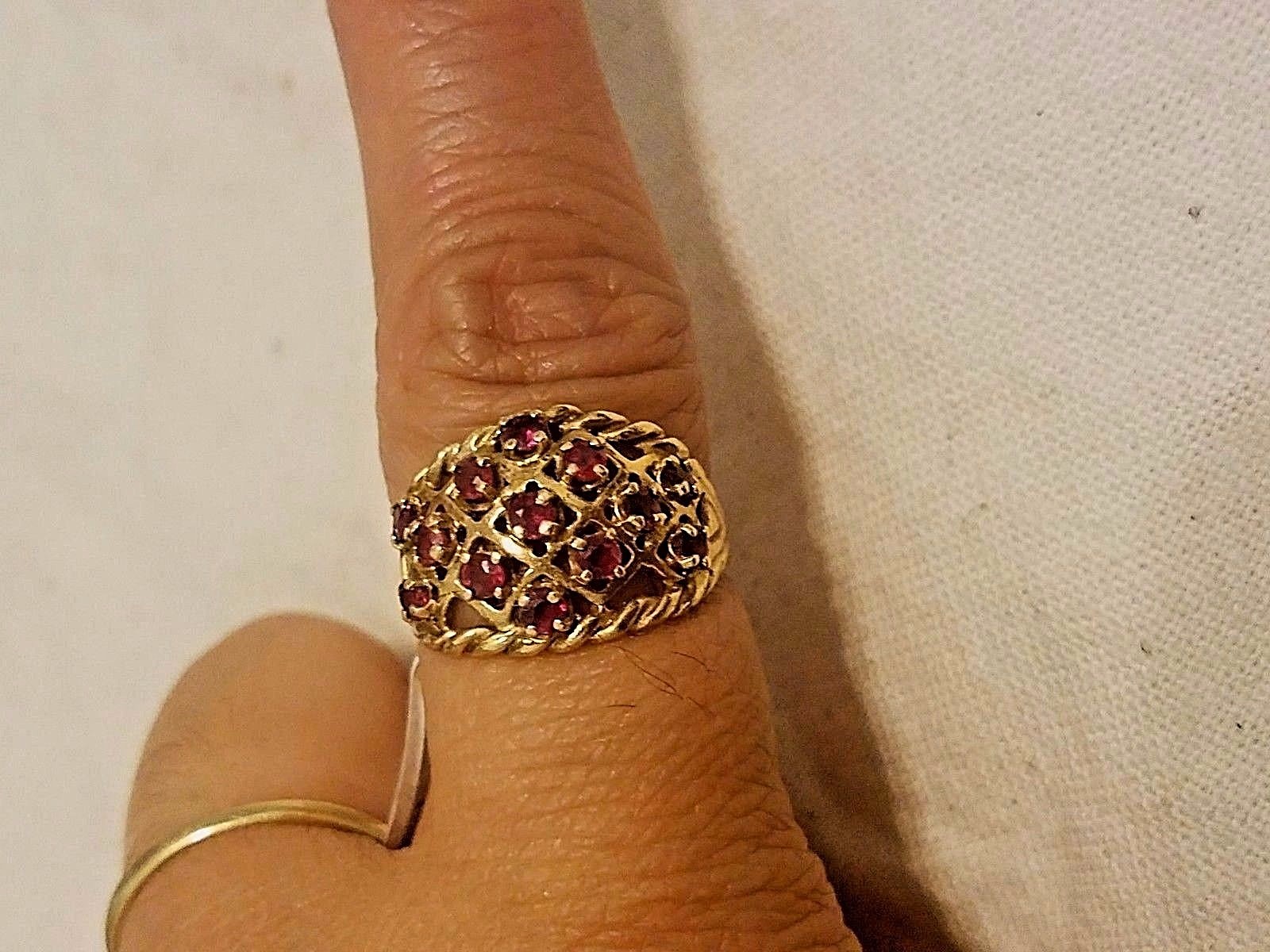 14K Yellow Gold 0.5 Ct Ruby Ring.Size 6.25