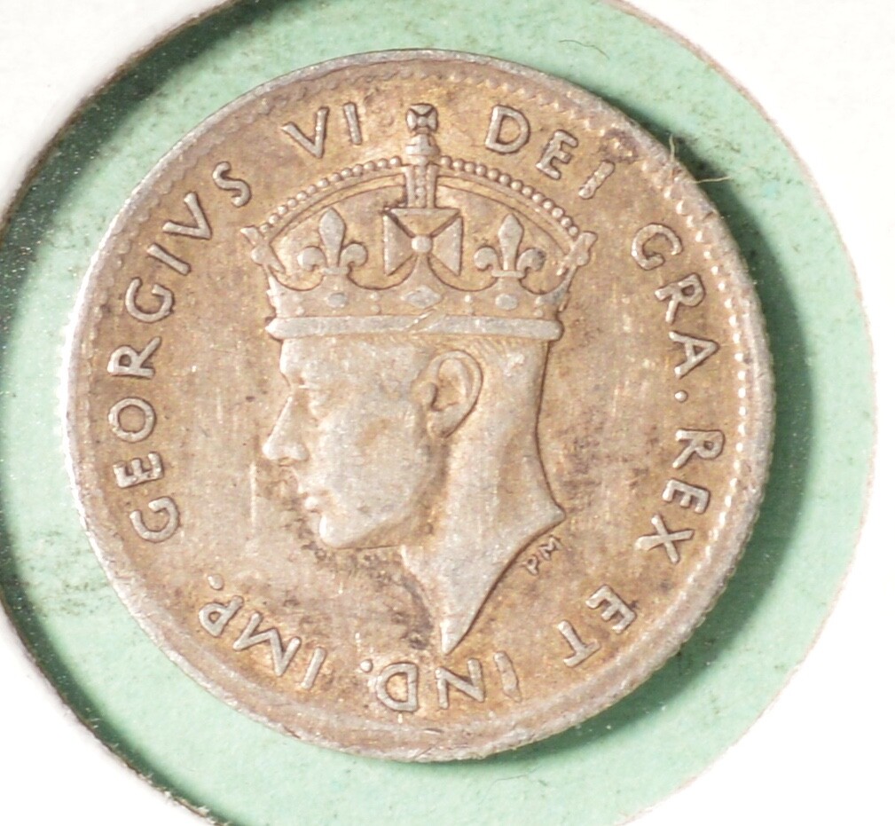 1941 - Newfoundland Silver Five Cents - INV#B-559