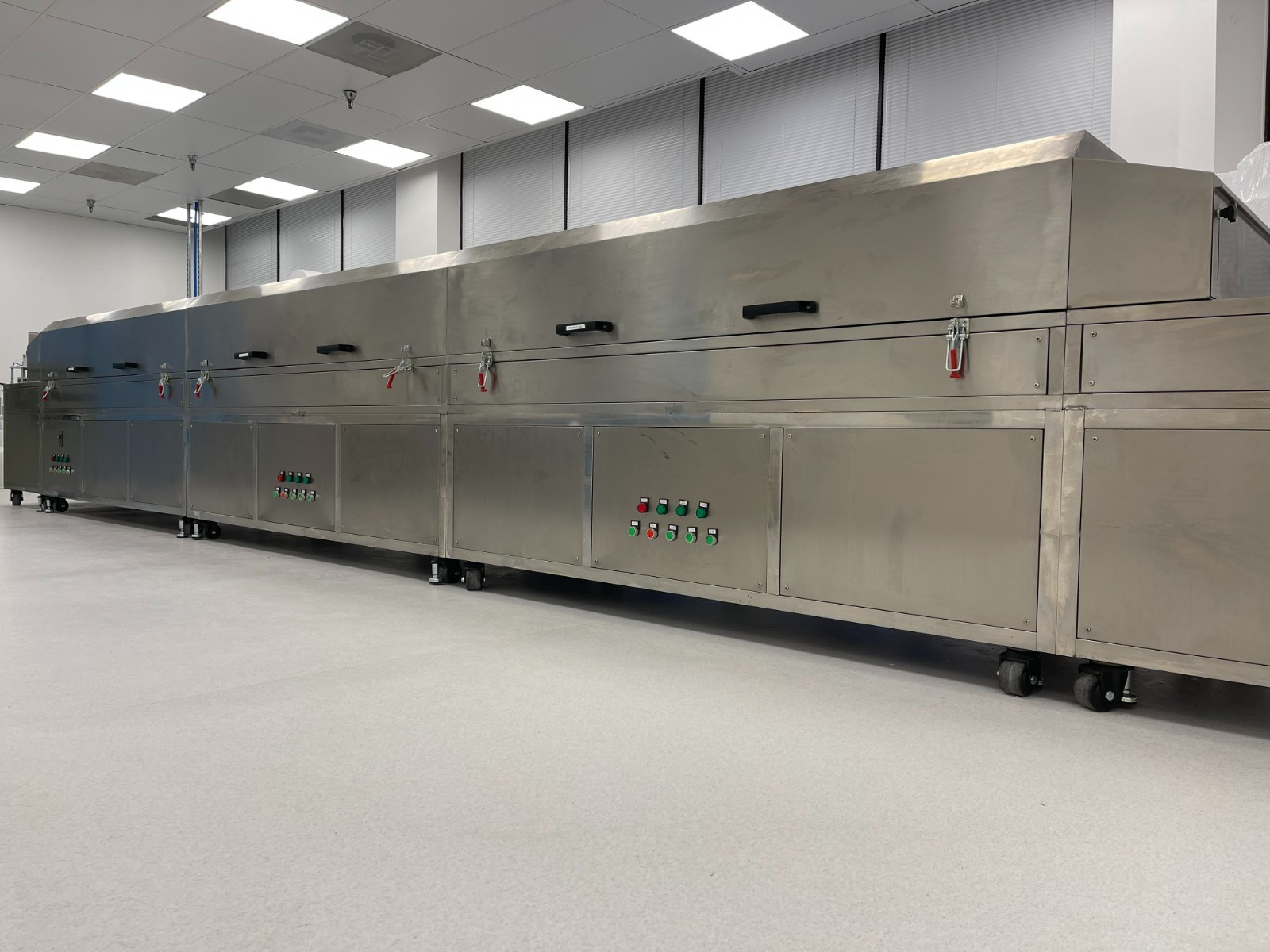 Industrial Food/Other Items UV Sterilizer with Adjustable Speed Conveyer Belt