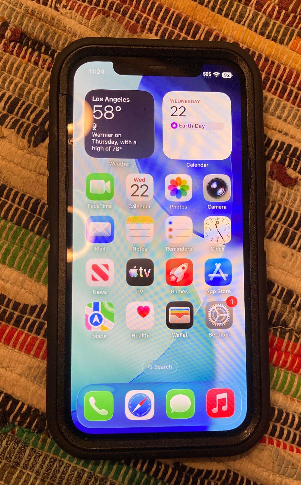 Apple iPhone 12 - 128 GB - Blue (Unlocked)  5G w/Otterbox