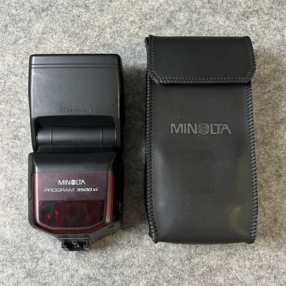 Minolta Program 3500xi TTL Shoe Mount Xenon Flash GN35m Hot Shoe w/ Case