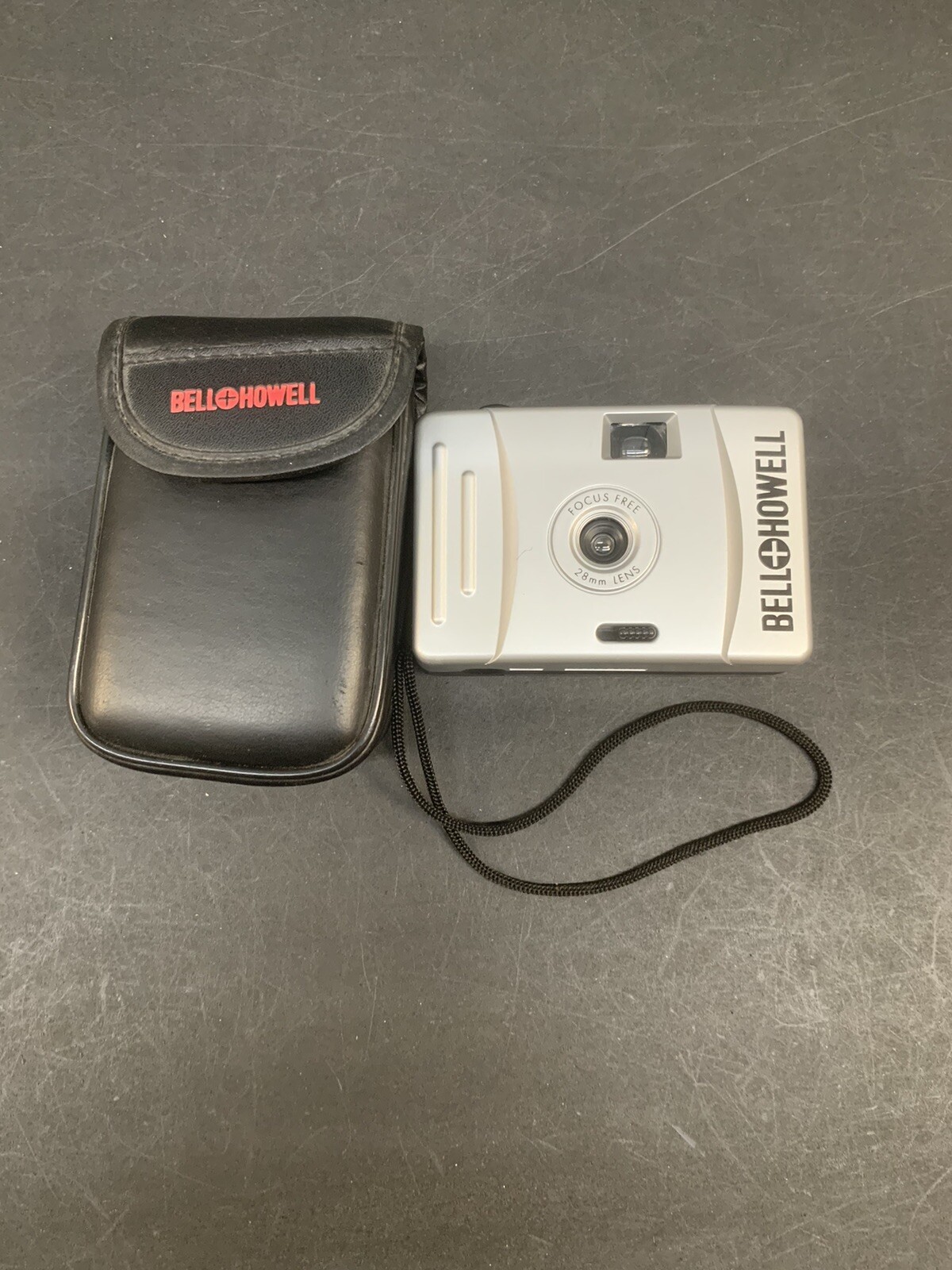 BELL & HOWELL Point And Shoot 35MM Film Camera "Focus Free"  28MM