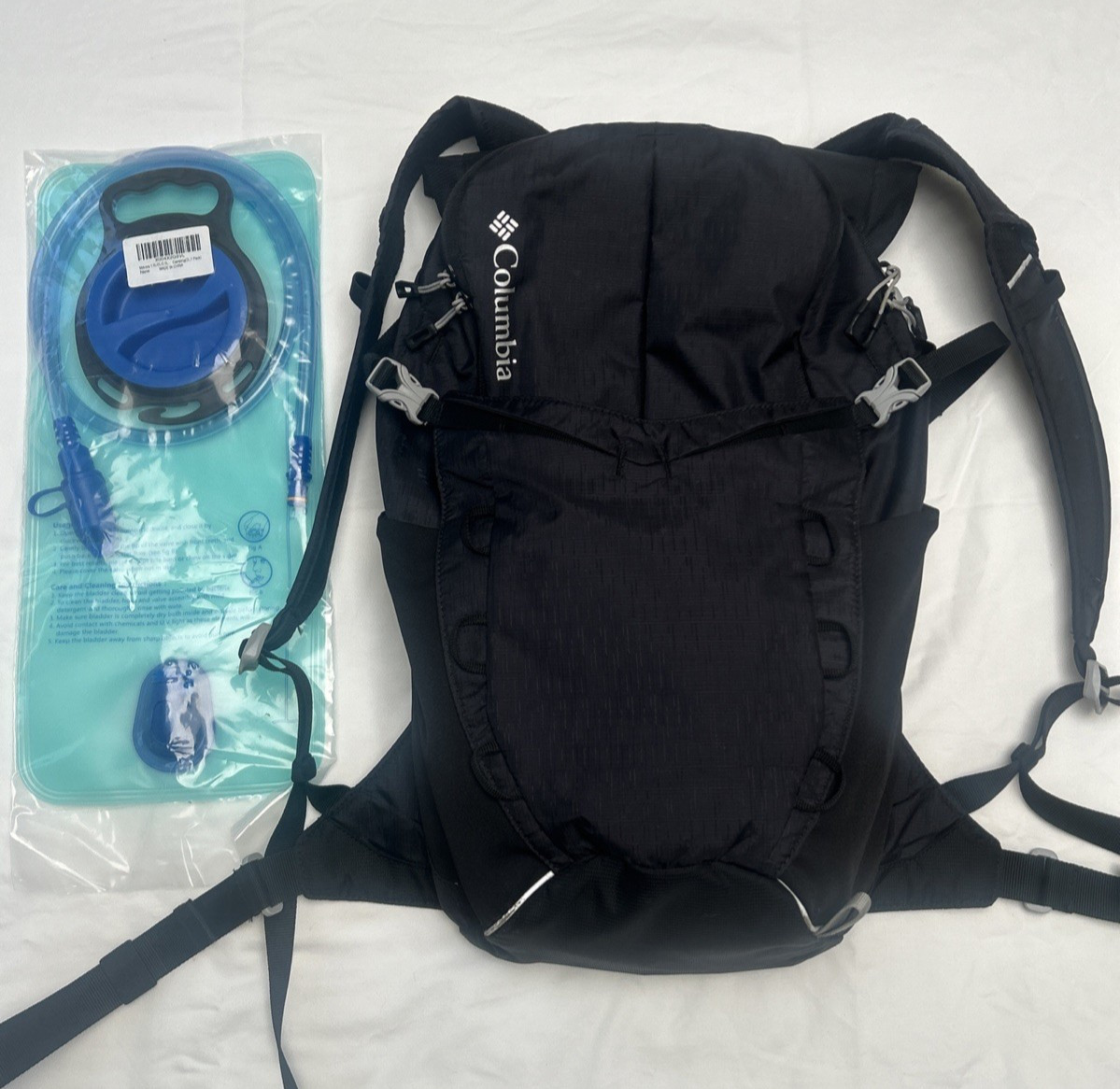 Columbia Shadow Falls II Hydration Pack Black Hiking Backpack Daypack 2L NEW