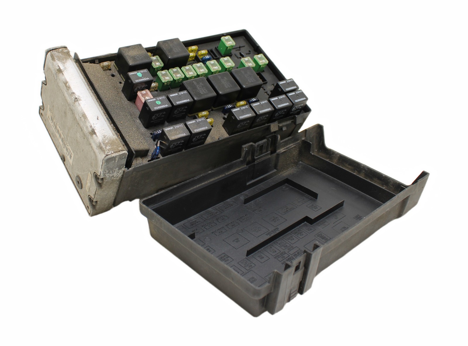 Used Fuse Box Engine fits: 2002 Dodge Caravan Grade A