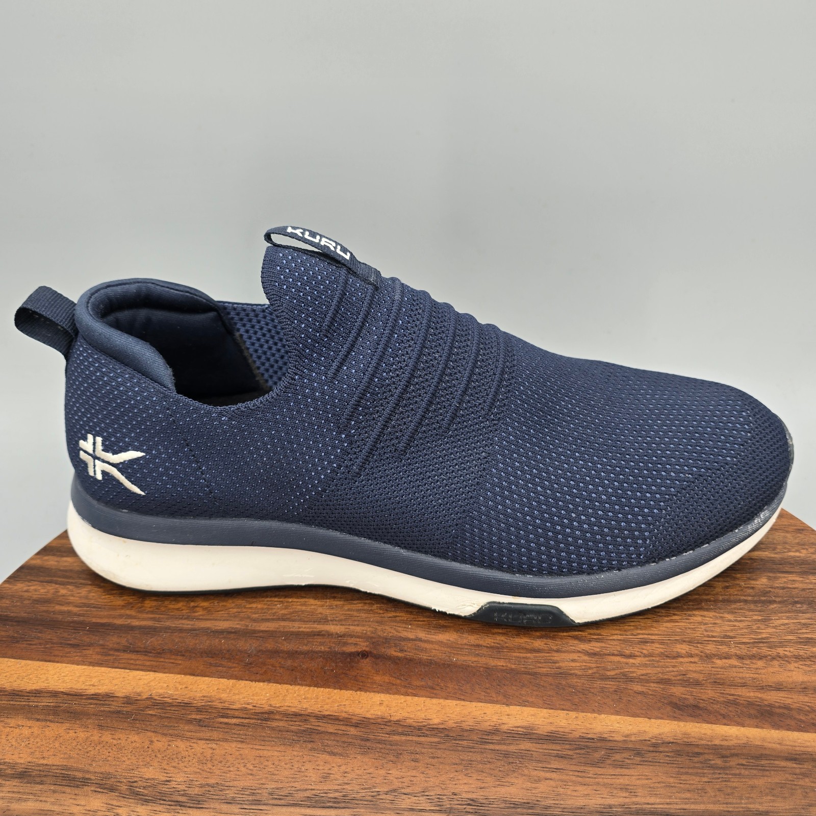 Kuru Atom Shoes Mens 11 M Navy Blue Low Top Slip On Walking Athletic Sneakers