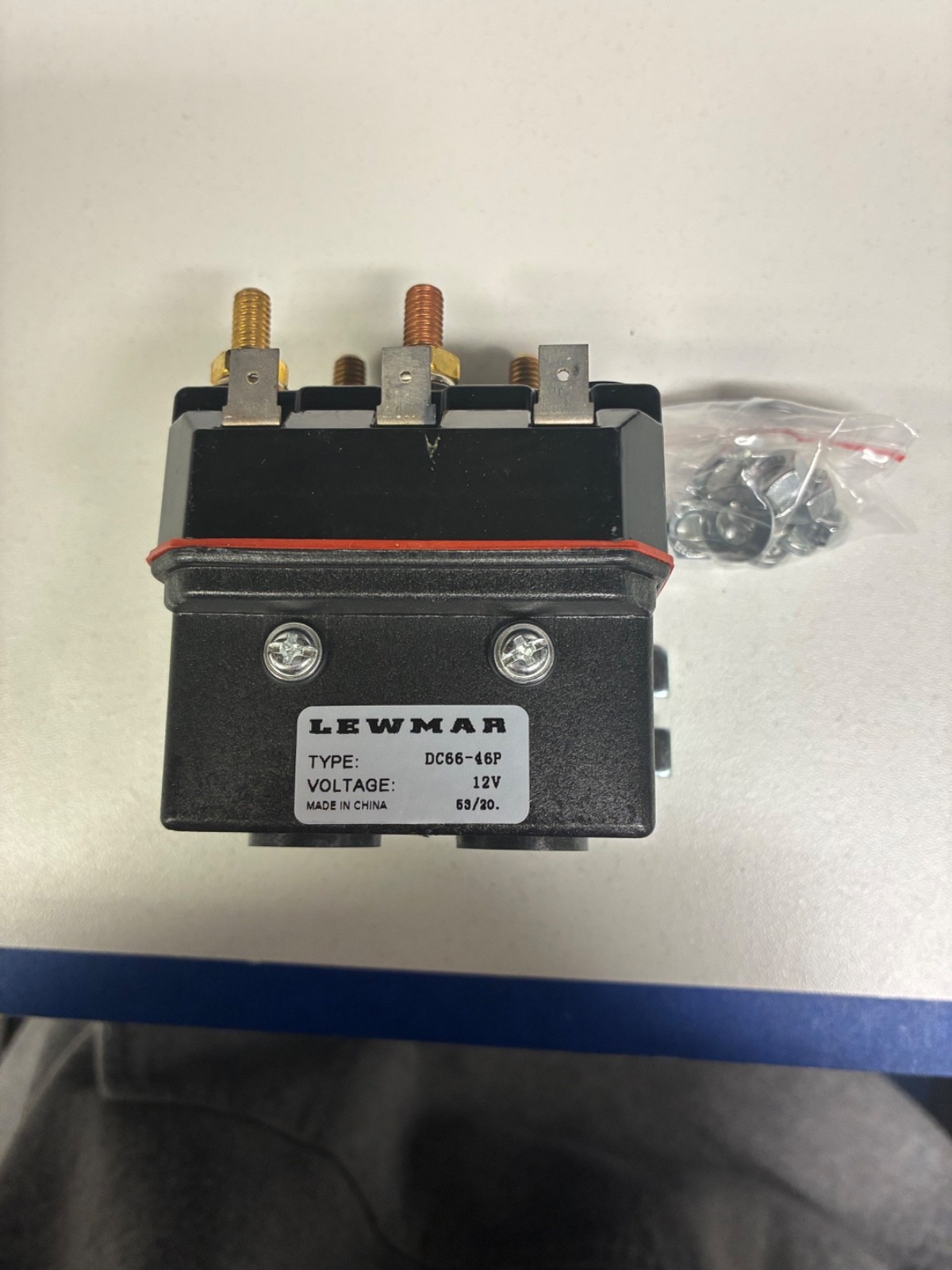 Changeover Contractor 12V 68000939 LEWMAR