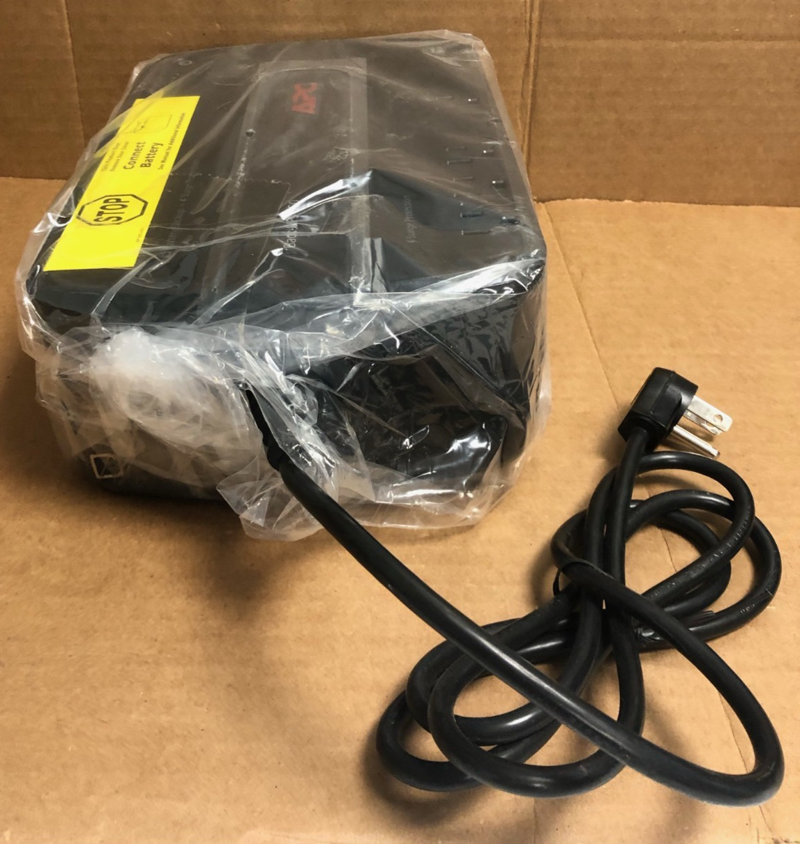 (OPEN BOX!) APC BE550G Battery Backup 🟦