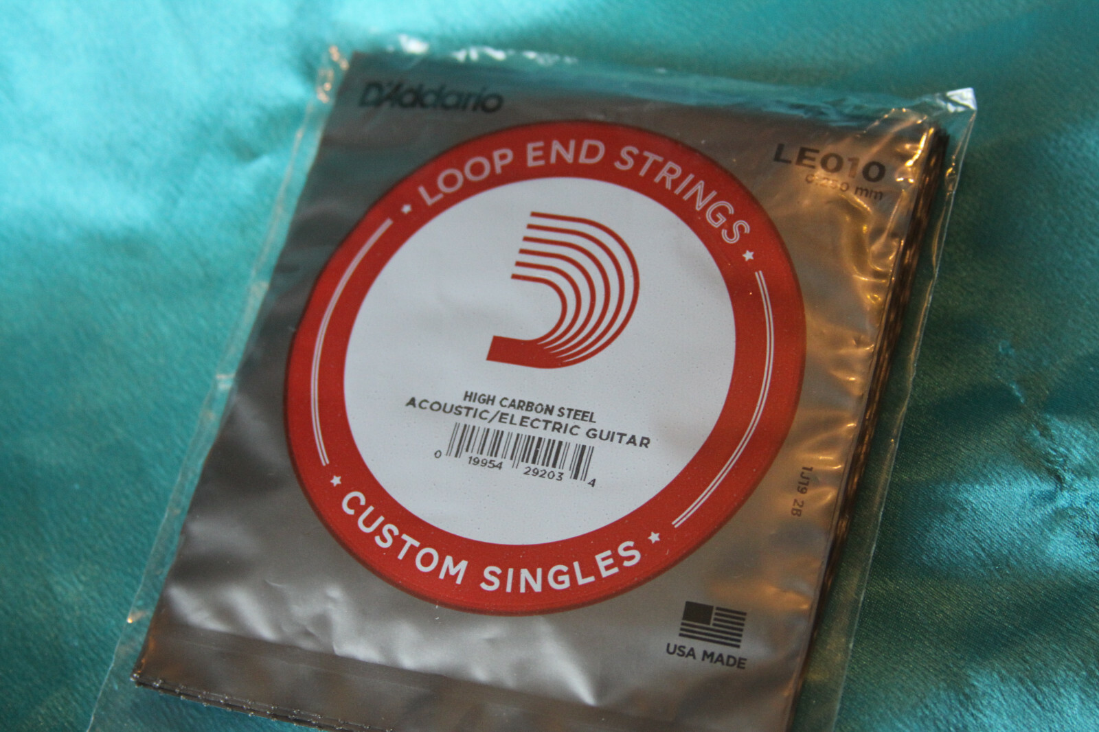 D'Addario Plain Steel .010 Loop End Strings, LE010, Pack of 5, Banjo or Mandolin
