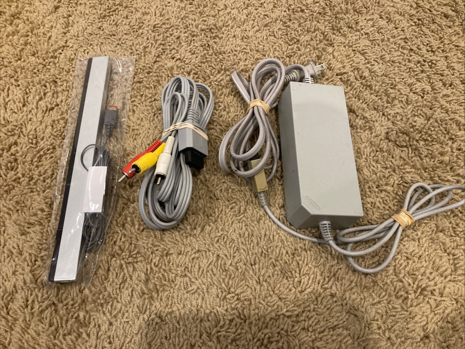 Nintendo WII FIT BUNDLE Console System- Tested!