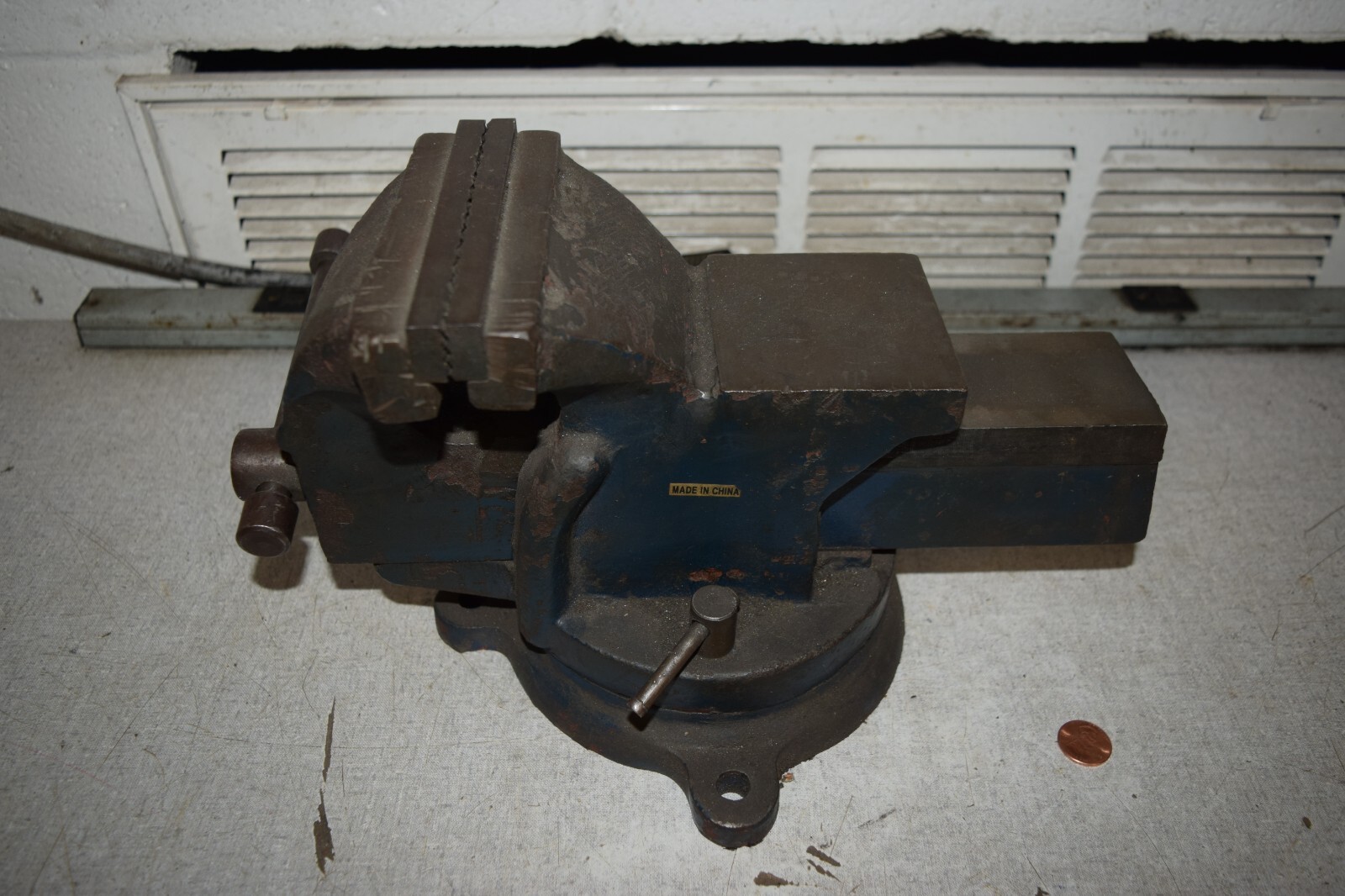 Bench Vise 5" Jaws