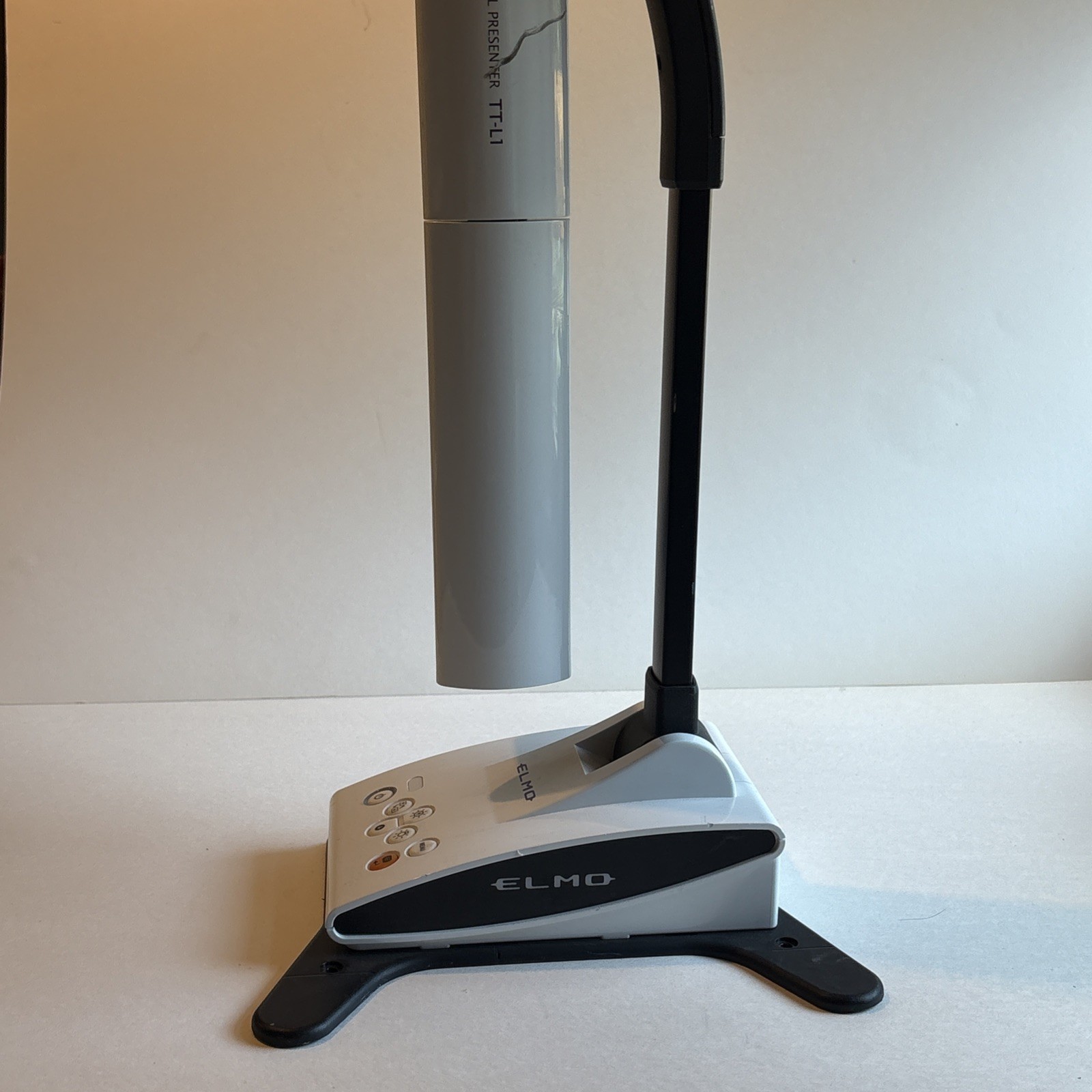 Elmo TT-L1 Visual Presenter / Document Camera PREOWNED UNTESTED