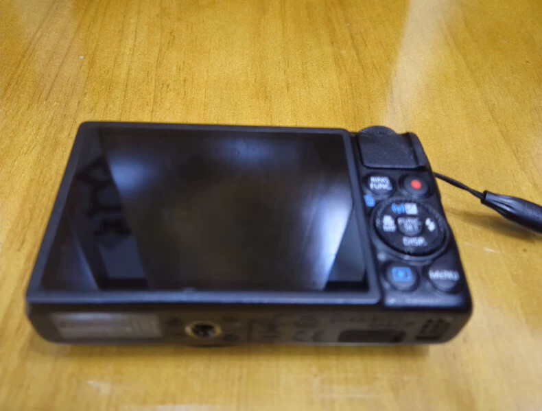 Canon PowerShot S120 5x Optical Zoom Compact Digital Camera