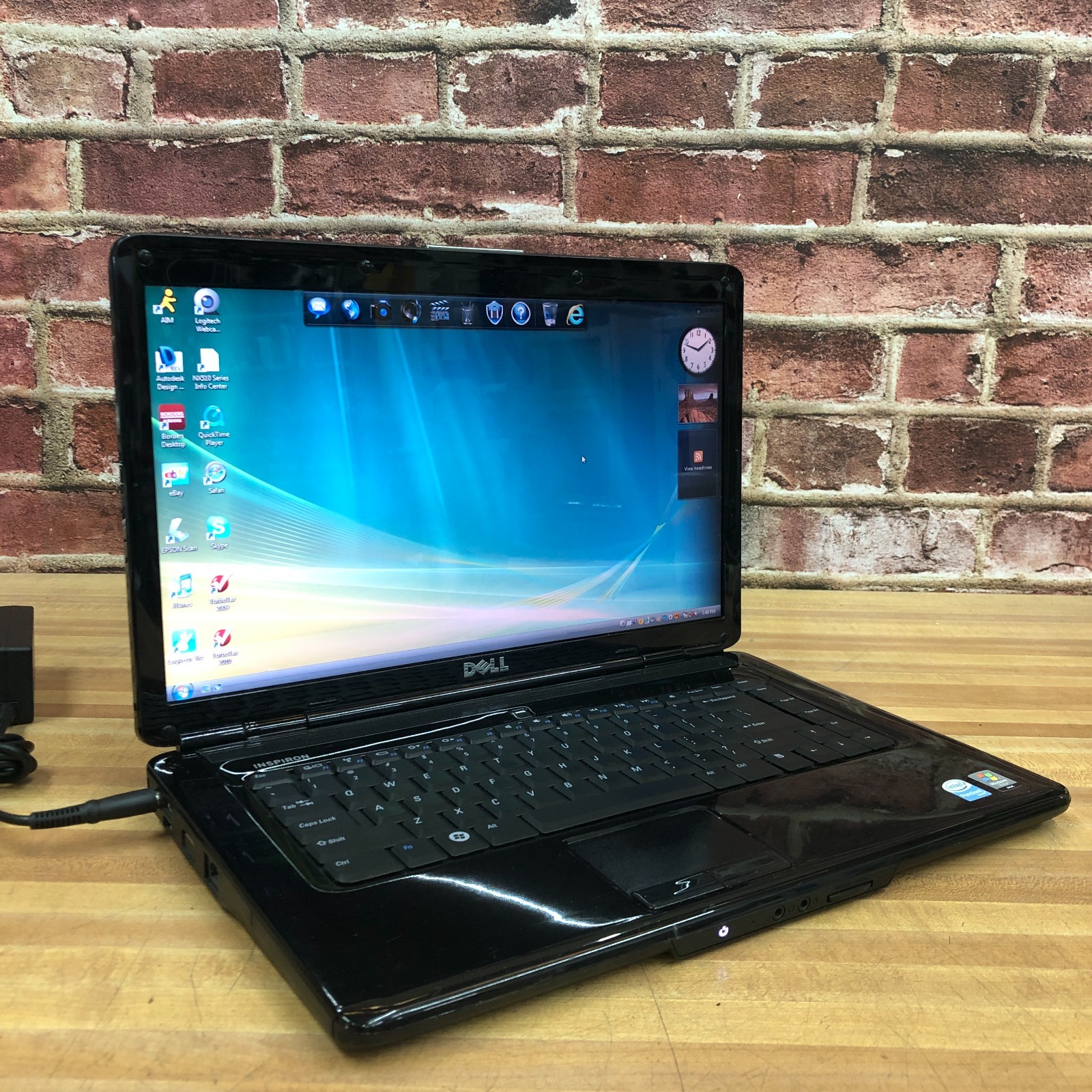 Dell Inspiron 1545 Retro Gaming Laptop Pentium D 2.00GHz 4GB RAM (Windows Vista)