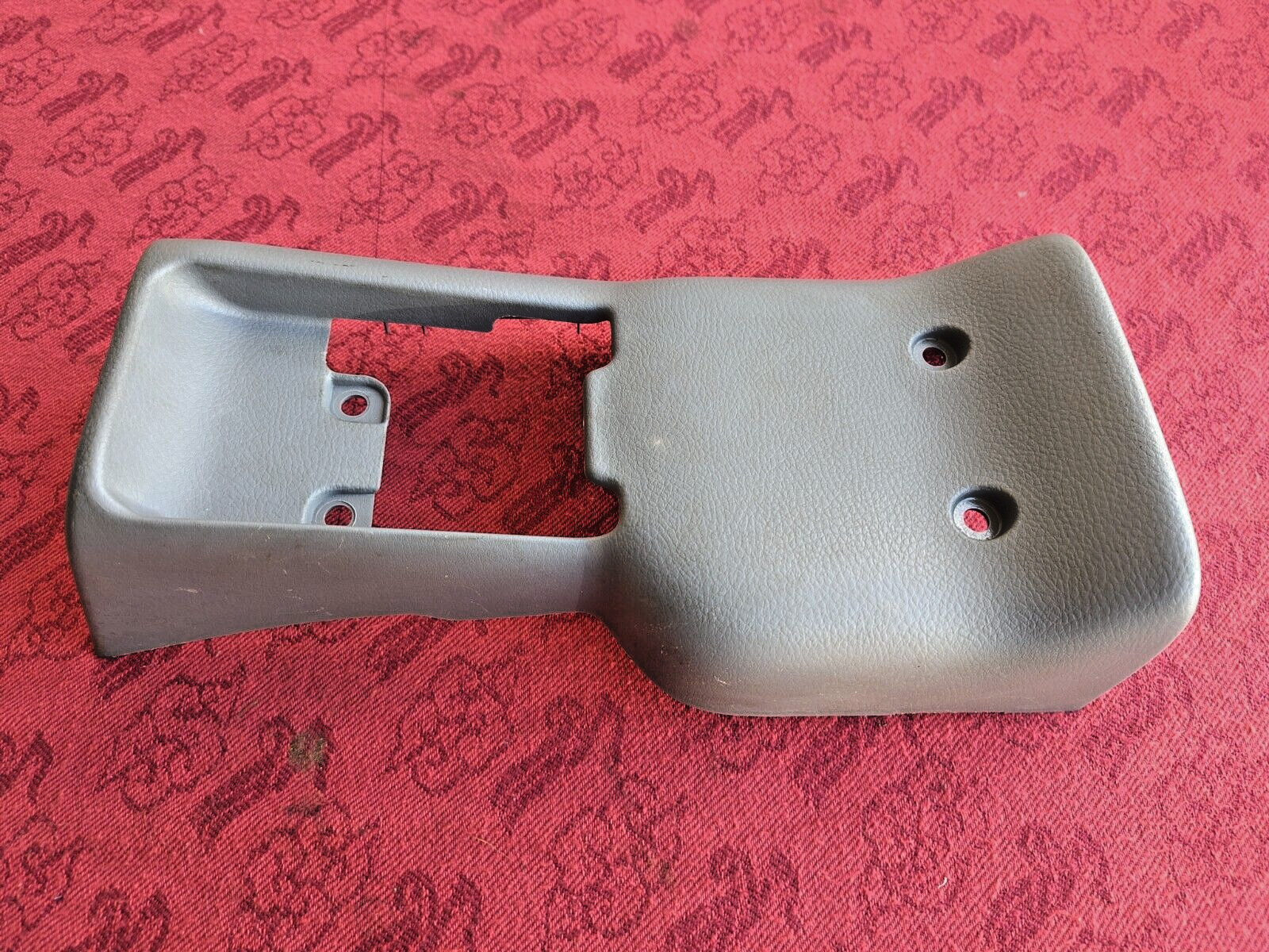 Mitsubishi Canter Fuso 3.0 06-10 Steering Wheel Column Rear Lower Cover MK432642