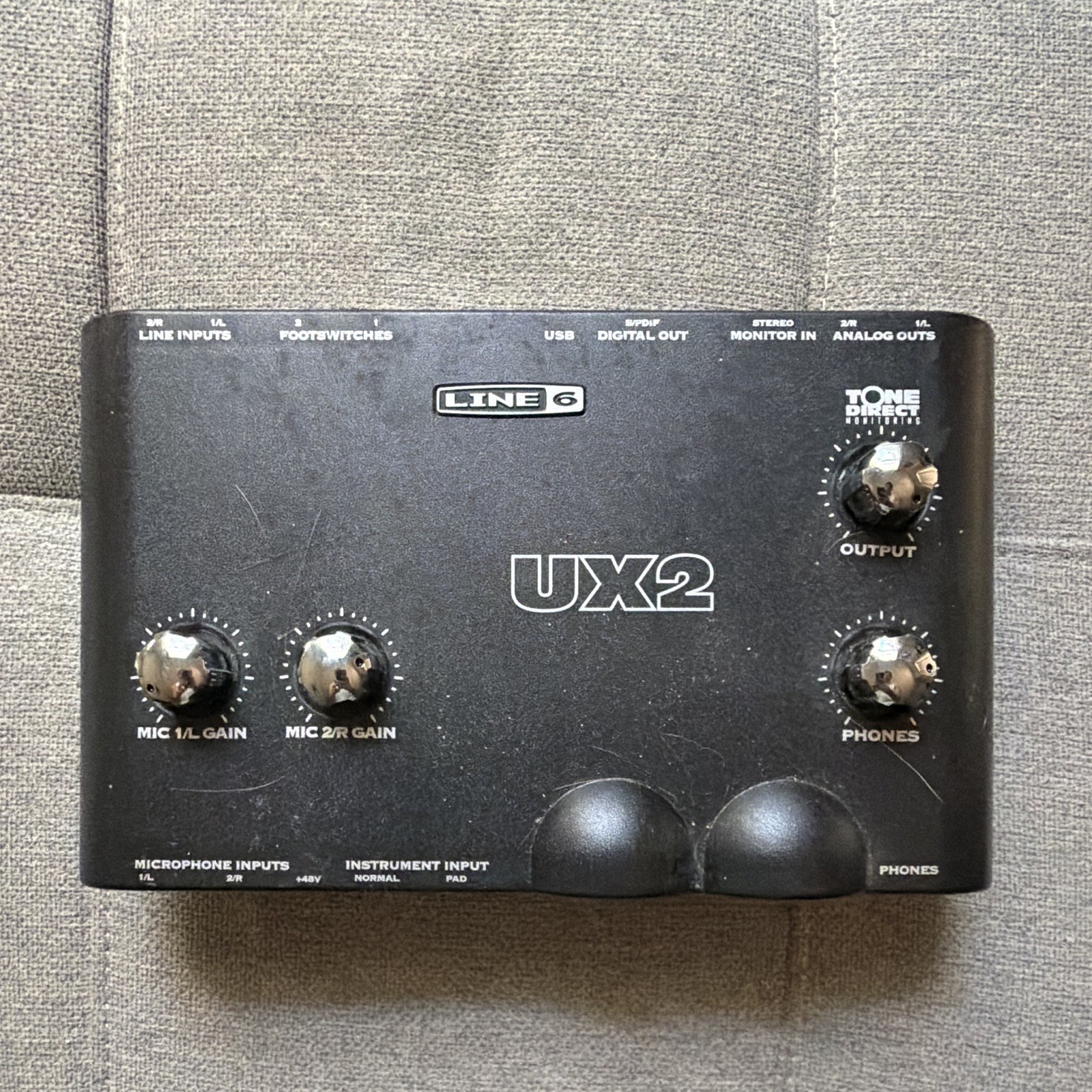 Line 6 UX2 USB Audio Interface 2-Channel ToneDirect VU Meters 48V Phantom
