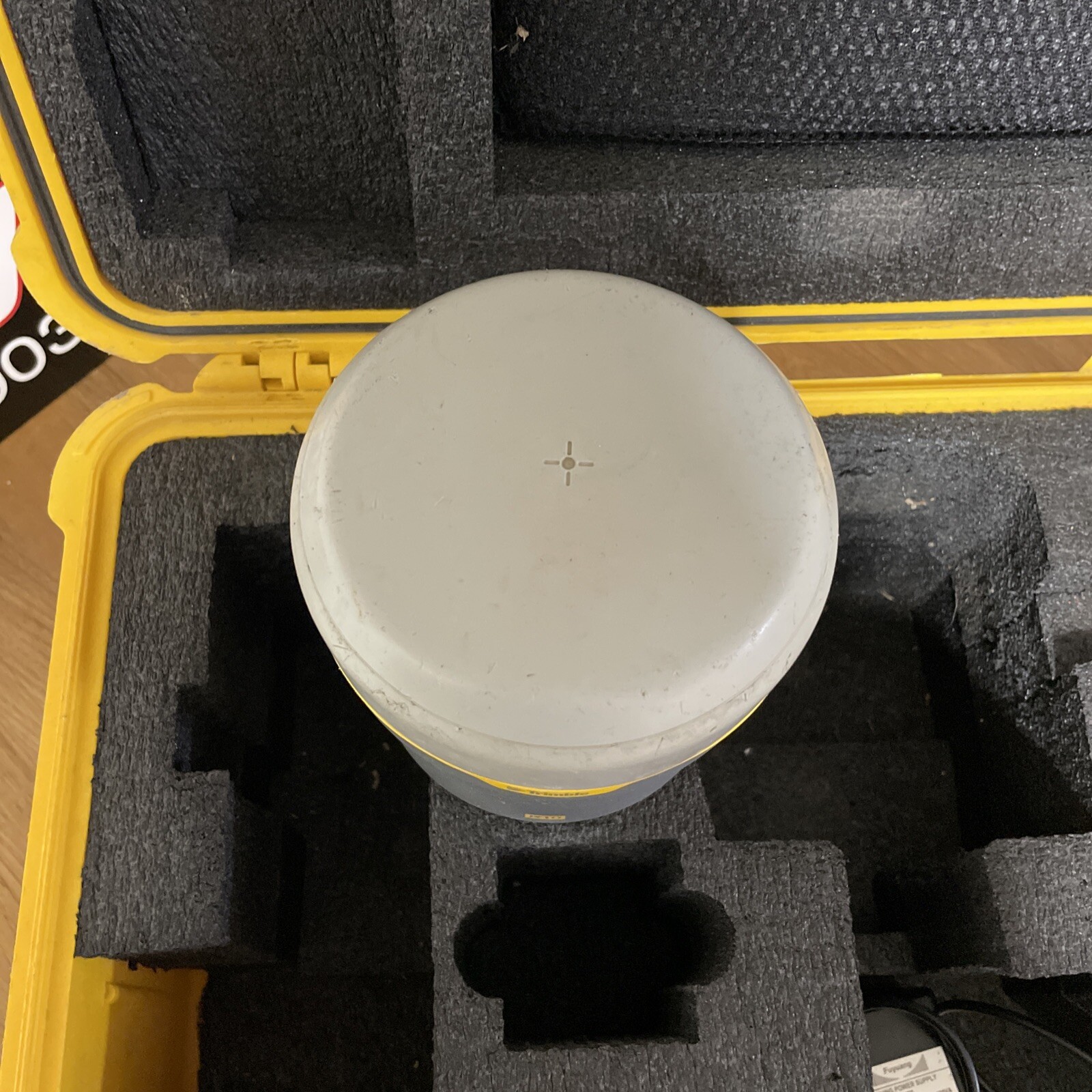 Trimble R10 GPS