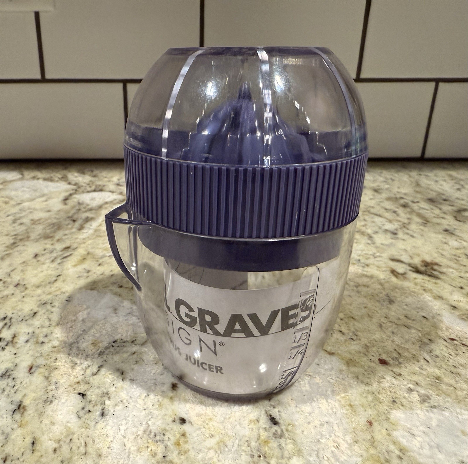 MICHAEL GRAVES DESIGN Mini Citrus Juicer **damaged** *sold AS IS*