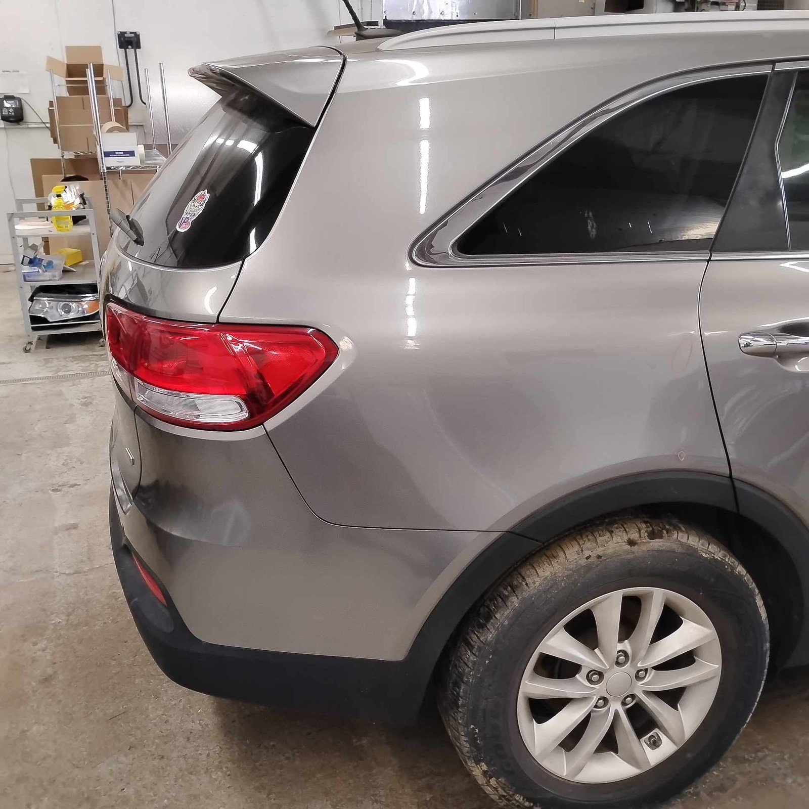 Spindle Knuckle Front KIA SORENTO Right 16 17 18