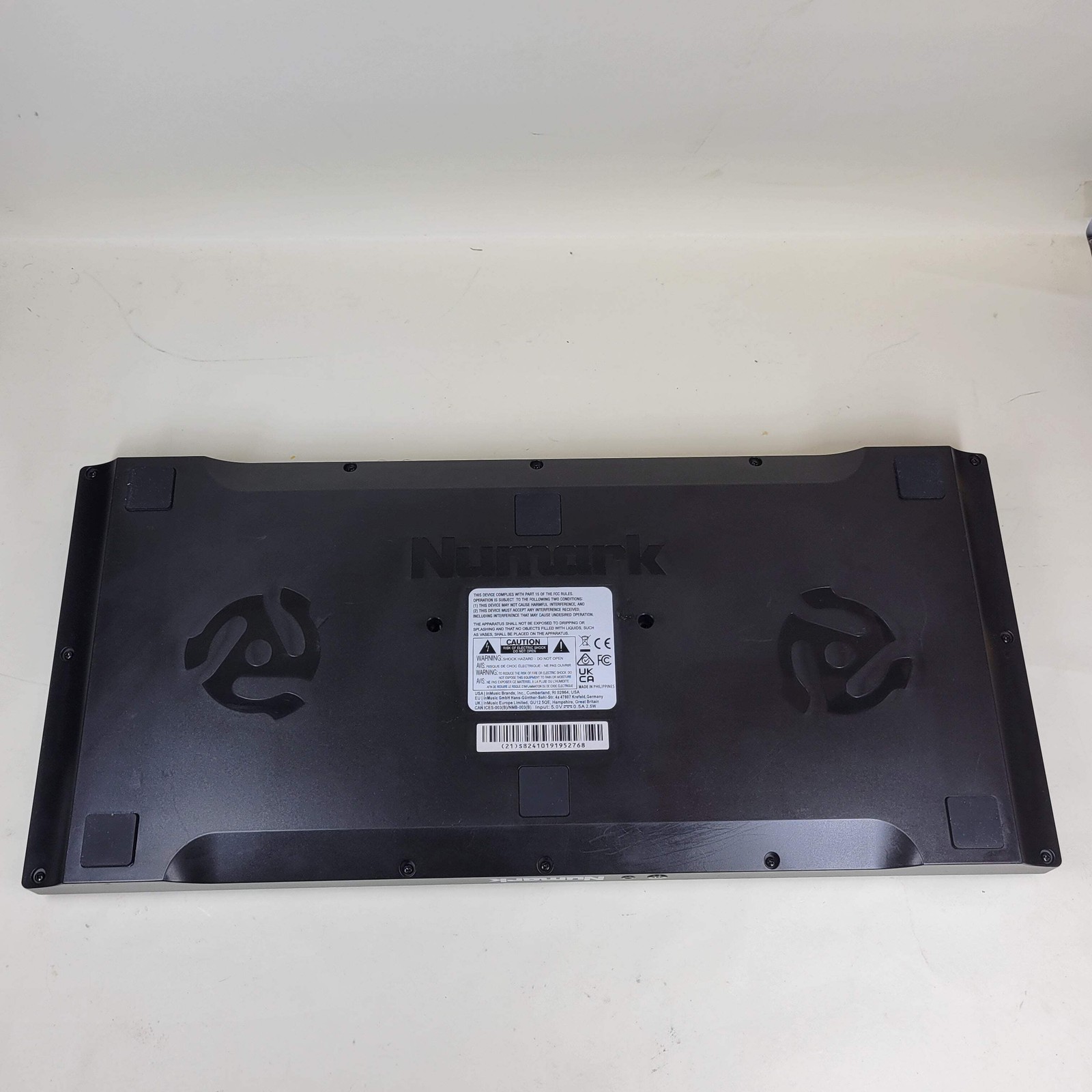 Numark 2-Channel Mixtrack Platinum FX 4-Deck Serato DJ Controller