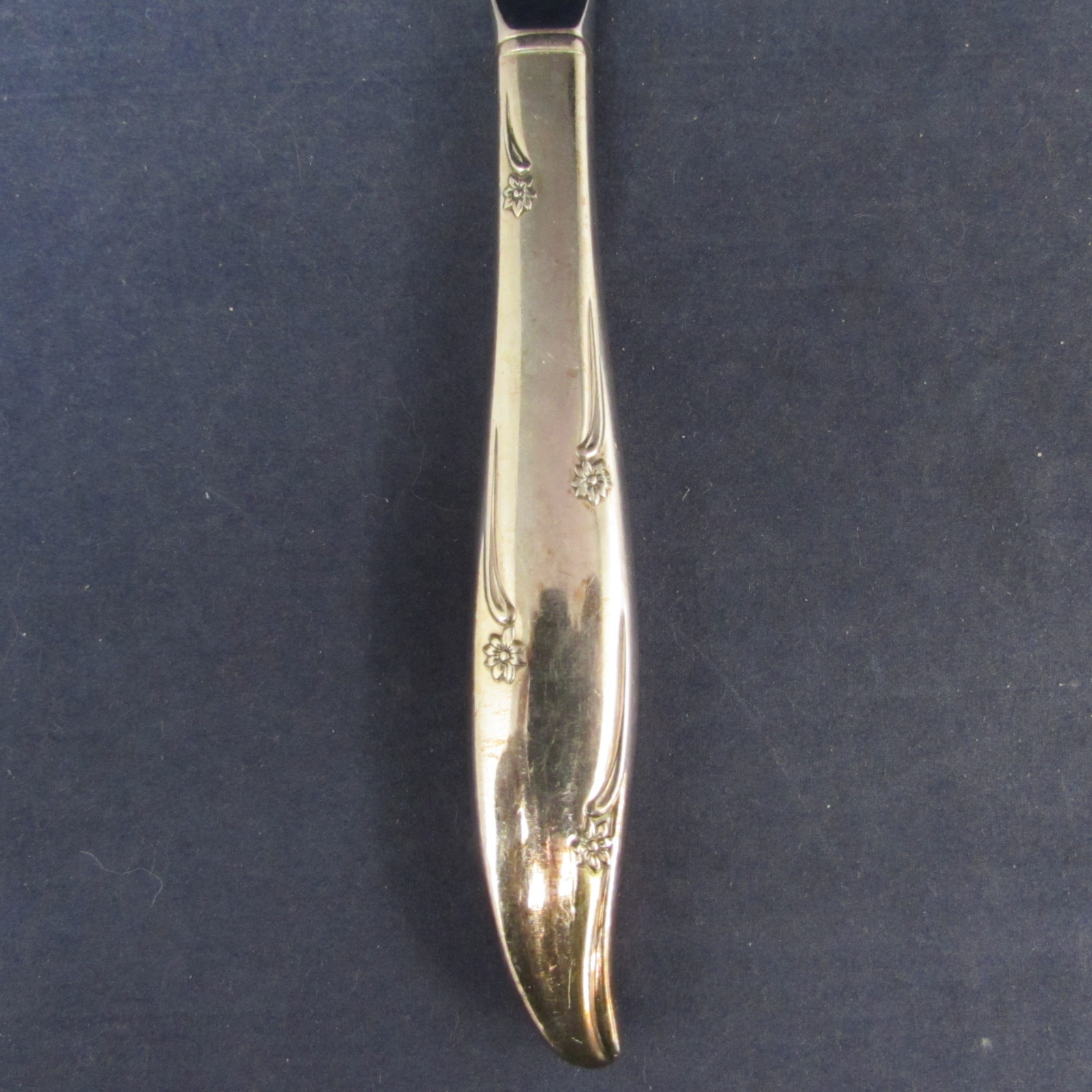 Oneida Silverplate SILVER FLOWER 1960 Dinner Knife