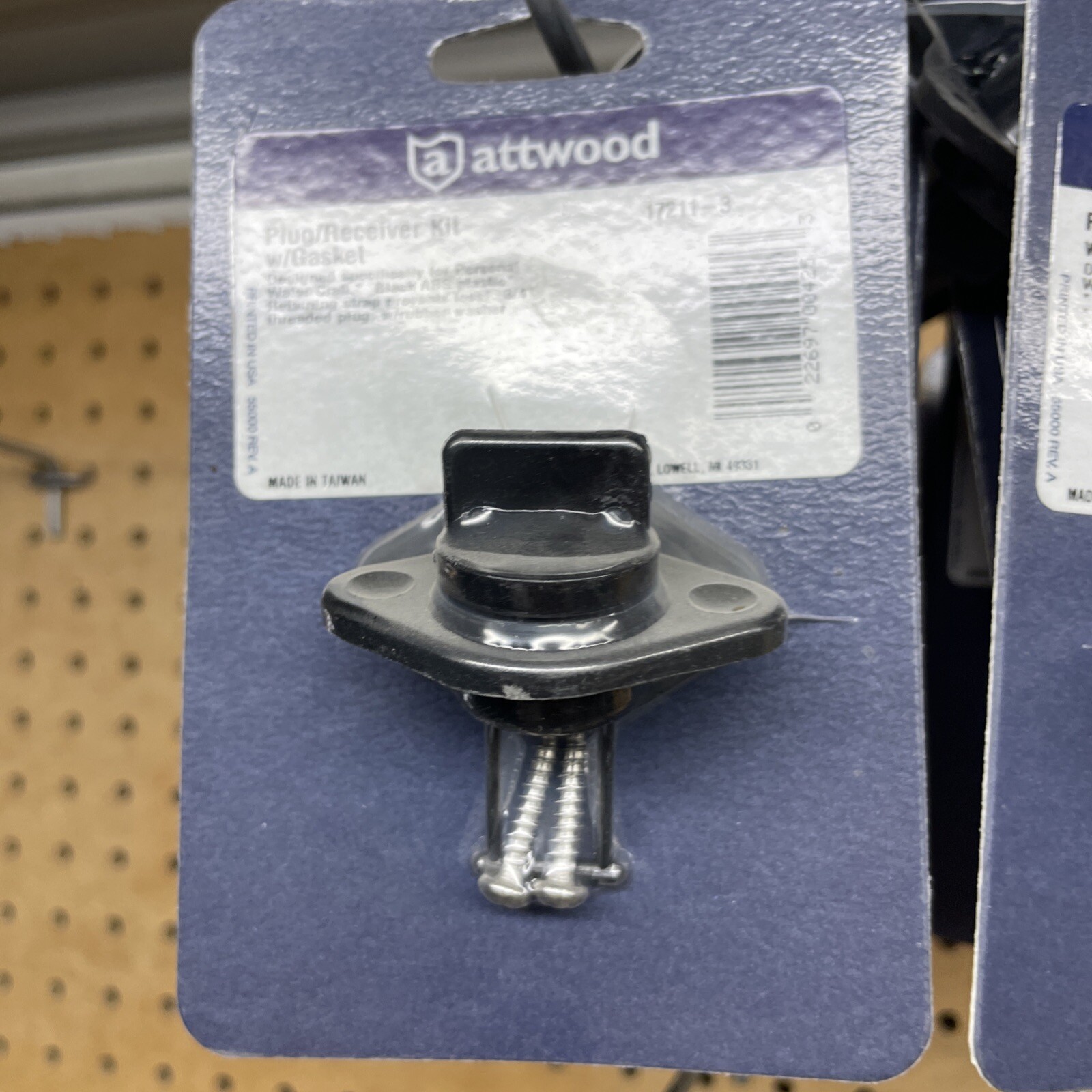 Set Of 19 Qty. Attwood 17211-3 Drain Plug and Receiver Kit